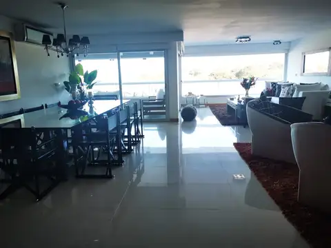 Departamento en Alquiler Temporal de 3 dormitorios