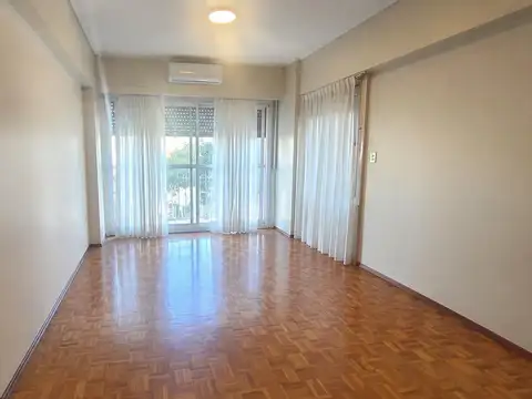 Av. La Plata 500 Departamento 2 Ambientes en Caballito VENTA