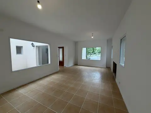Casa 7 ambientes con 3 baños