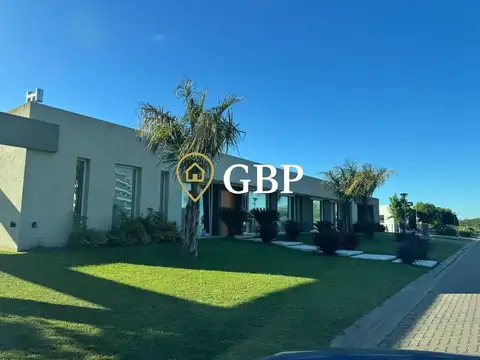 Casa en Venta en Country Valdevez Ezeiza