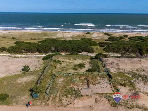 Terreno en Venta en Villarobles, USD 625.000