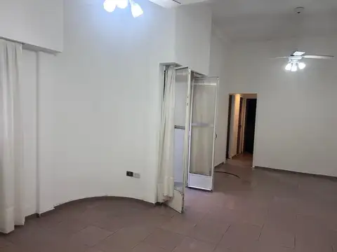 Depto Tipo Casa en Alquiler de 2 dormitorios