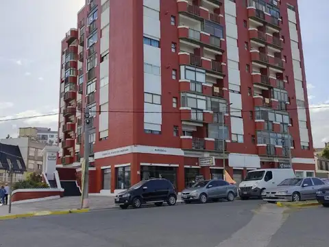 Av. Costanera 2100