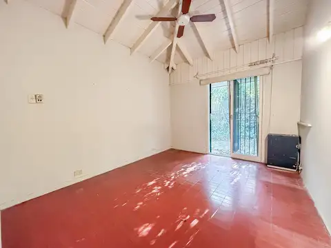 Casa en Venta, 5 Dormitorios, Con Jardín - La Horqueta, San Isidro