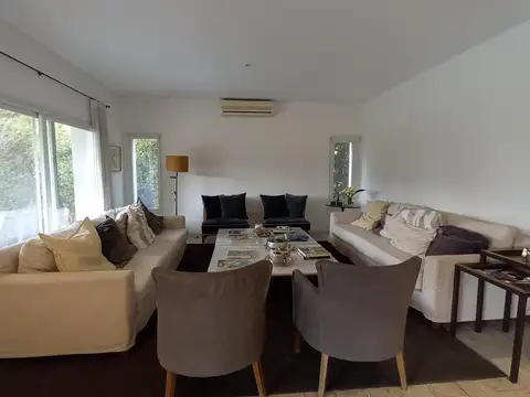 Casa en Alquiler Temporal en Laguna Del Sol, USD 5.500