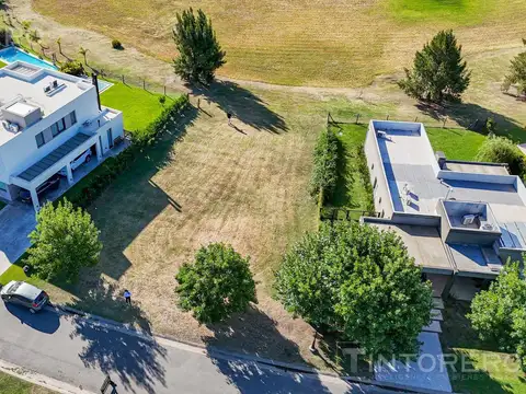 TERRENO EN VENTA DE 600M2 EN BARRIO LA HORQUETA, ESTEBAN ECHEVERRÍA