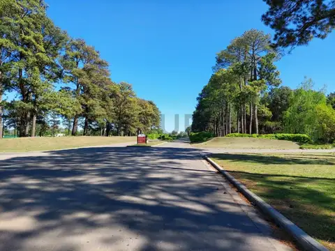 Terreno en Venta en Los Pinares Country Club, USD 36.000