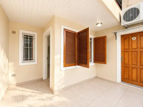 Depto Tipo Casa en Alquiler de 2 ambientes