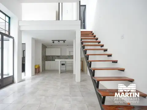 PH en venta en San Cristobal, 2 amb con patio y terraza