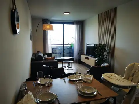 Av Cordoba  al 4300 entre J Alvarez y Lavalleja