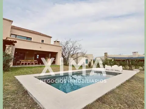 Casa en Alquiler en Salta, USD 3.000