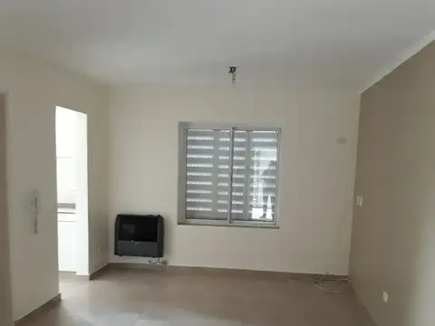 Casa en Alquiler con 1 cochera