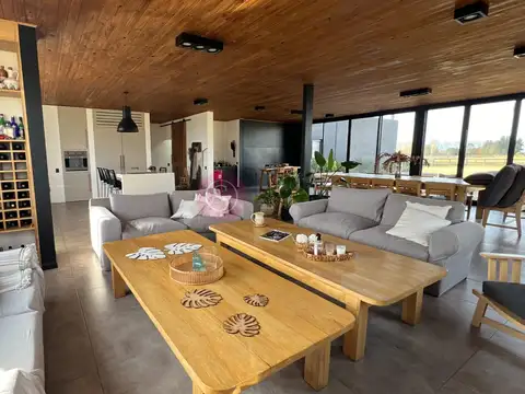 Casa en Venta en El Malacate, USD 530.000