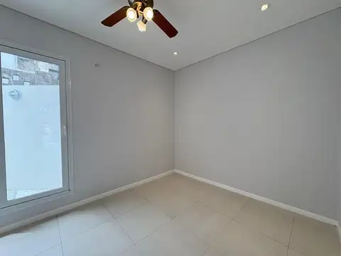 Local en Alquiler en Campana, $ 1.400.000