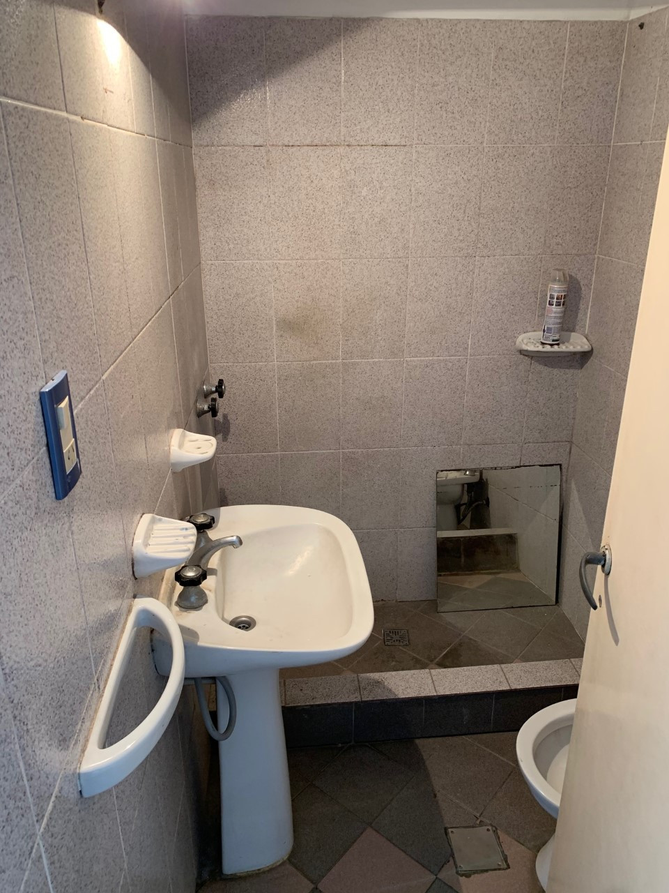 Casa en Alquiler en Villa Luzuriaga, $ 450.000