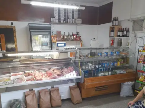 Vila  esquina Anchoris