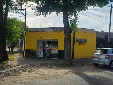 Vila  esquina Anchoris