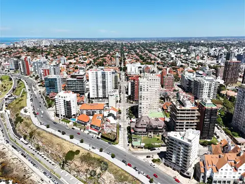 Terreno en Venta 24  mts Fondo