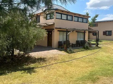 Avenida Cubillos (Cabañas Ayres del Valle) 8300