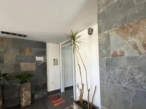 PARANA 100, Piso 3