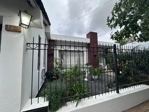 9 De Julio 100
