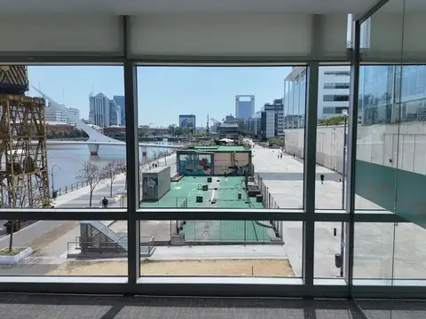 Oficina Monoambiente con 6 baños