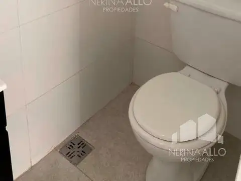 Depto Tipo Casa en Venta con 1 cocheras