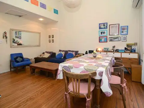 Cochabamba 500, Piso PB