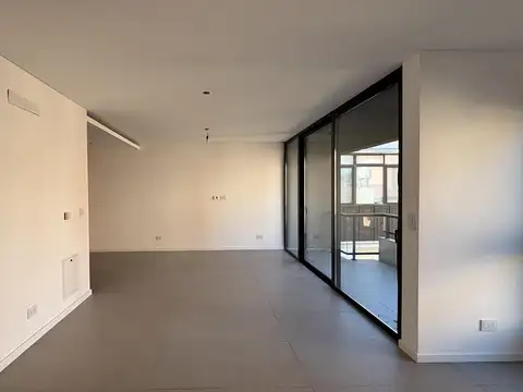 Departamento 2 ambientes en venta en San Isidro