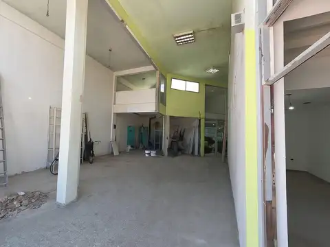 Av. Eva Duarte de Perón N° 1390 y El Callao