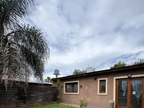 Venta casa 2 viviendas multifamiliar3 y 2 ambientes en Tortuguitas, Malvinas Argentinas.