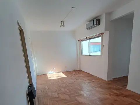 Entre Ríos 1400, Piso 5