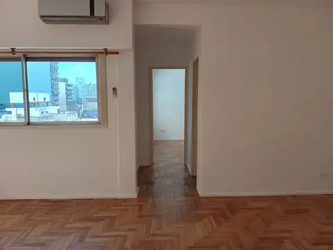 ALQUILO Departamento Olivos, muy bien ubicado