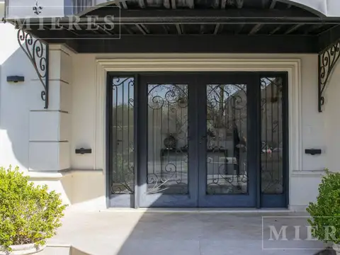 Casa en Venta en La Lomada De Pilar, Countries y Barrios Cerrados en Pilar