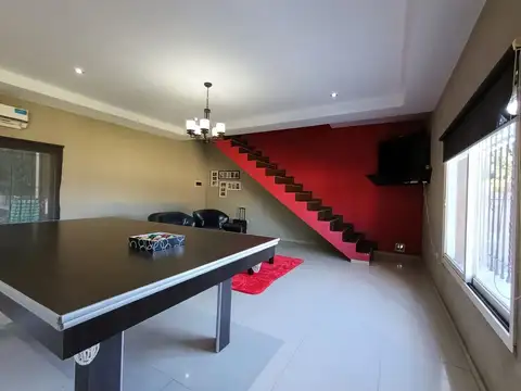 Avenida Montevideo e/ 101 y 102 10100