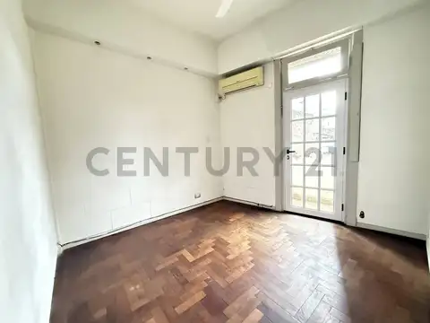 Departamento en Venta en Villa Luro, USD 75.900