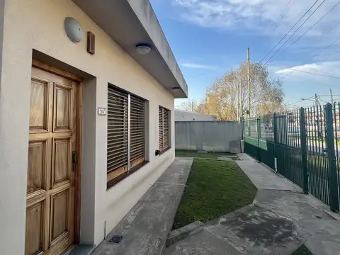 OPORTUNIDAD  Casa en venta en Villa España. APTA CREDITO HIPOTECARIO