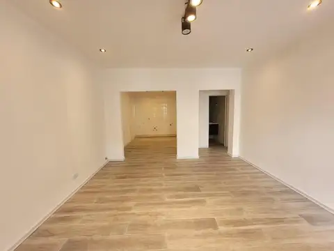 Depto Tipo Casa en Venta con 1 cocheras