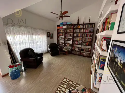 VENTA-CASA TRES DORMITORIOS-PATIO-P BULNES 6900 - Belgrano