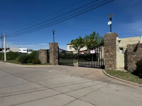 Terreno - Venta - Argentina, Juana Koslay - boulevard los nogales 1636
