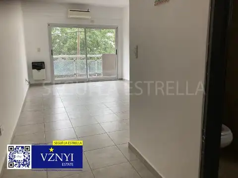 3 ambientes + 2 baños + cochera