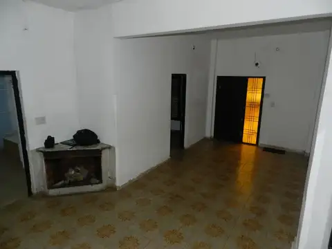 Depto Tipo Casa en Alquiler 51 años
