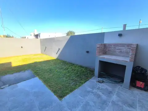 Depto Tipo Casa en Venta de 2 dormitorios