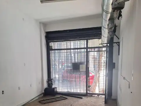 Venta Local 80 mts2 en Balvanera