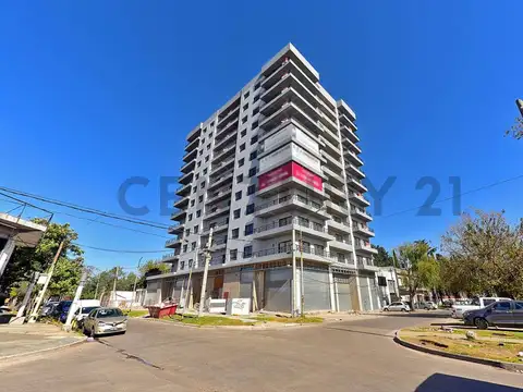 VENTA DEPTO 3 AMBIENTES CON BALCON Y COCHERA EN SAN MARTIN.