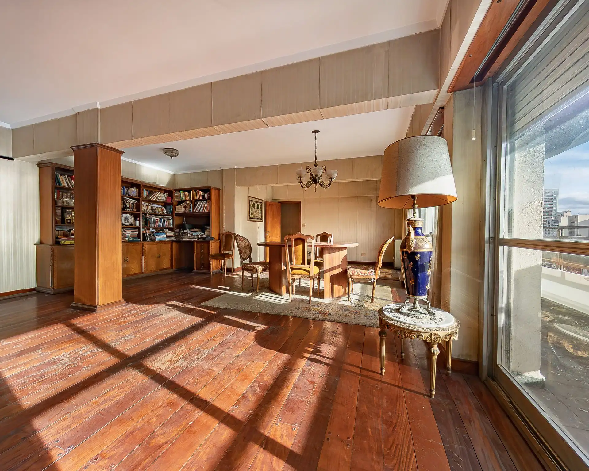 VENTA DEPARTAMENTO 4 AMBIENTES LA PERLA