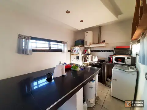 Casa en Alquiler con 1 cochera