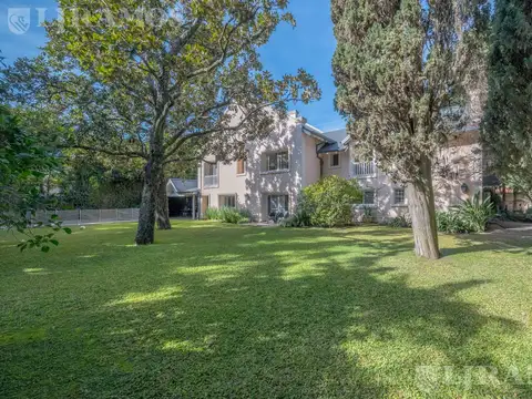 Casa impecable en inmejorable ubicacion