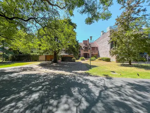 Terreno en Venta de 1931,0 m2