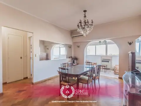 Semipiso 3 amb de 84m2 c/baño y toilette en edificio de gran categoría en San Juan y Boedo